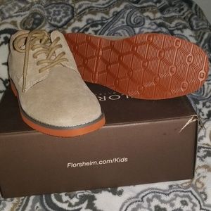 Boys florsheim shoe